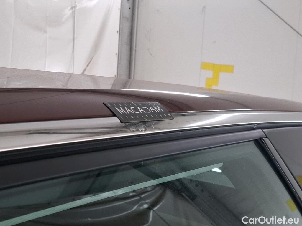  Peugeot  5008  Active Pack 1.5 HDi 130CV BVM6 7 Sieges E6d #9
