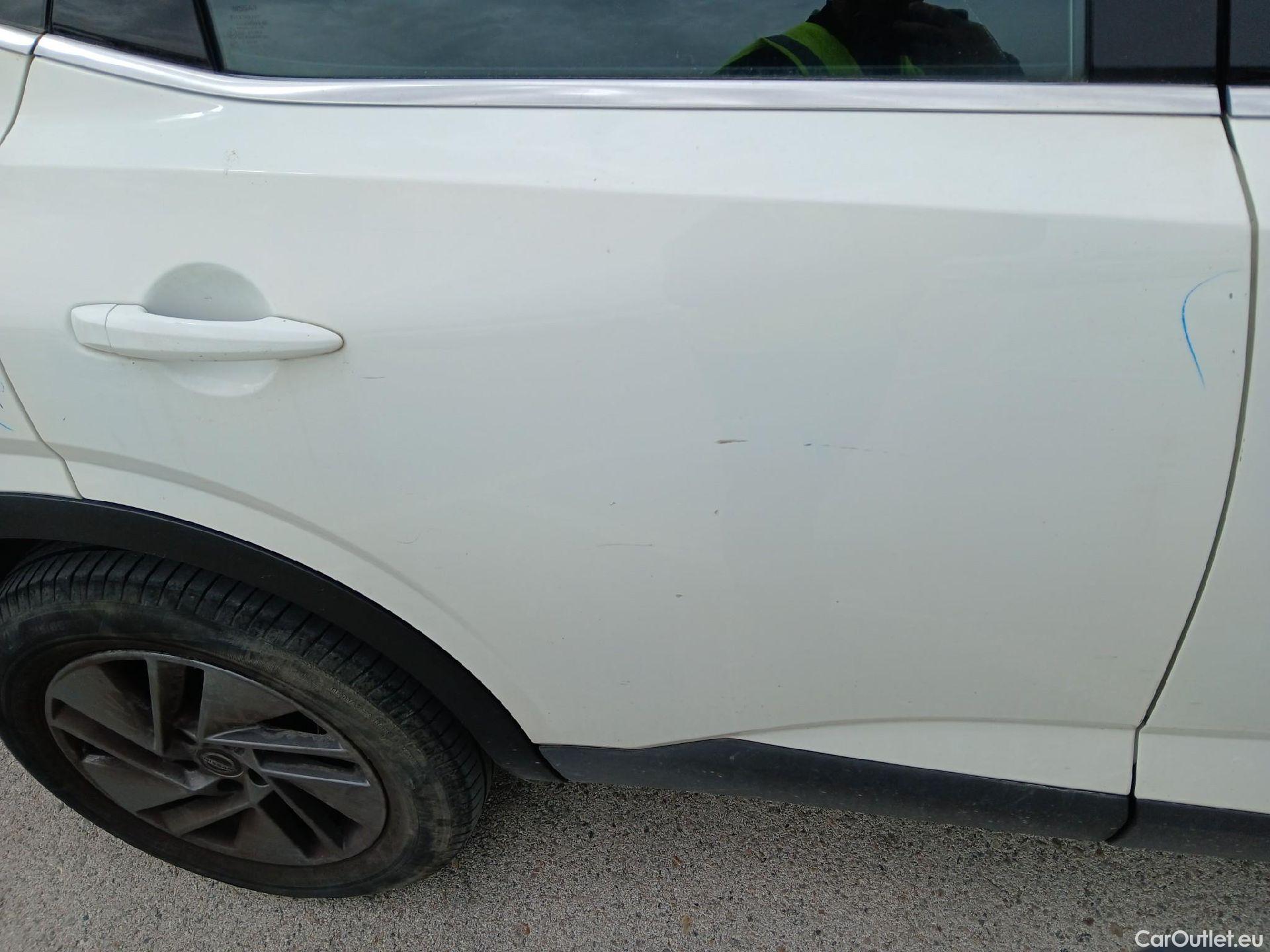  Nissan  Qashqai NISSAN  / 2021 / 5P / todoterreno DIG-T 103kW (140CV) mHEV 4x2 Acenta #27