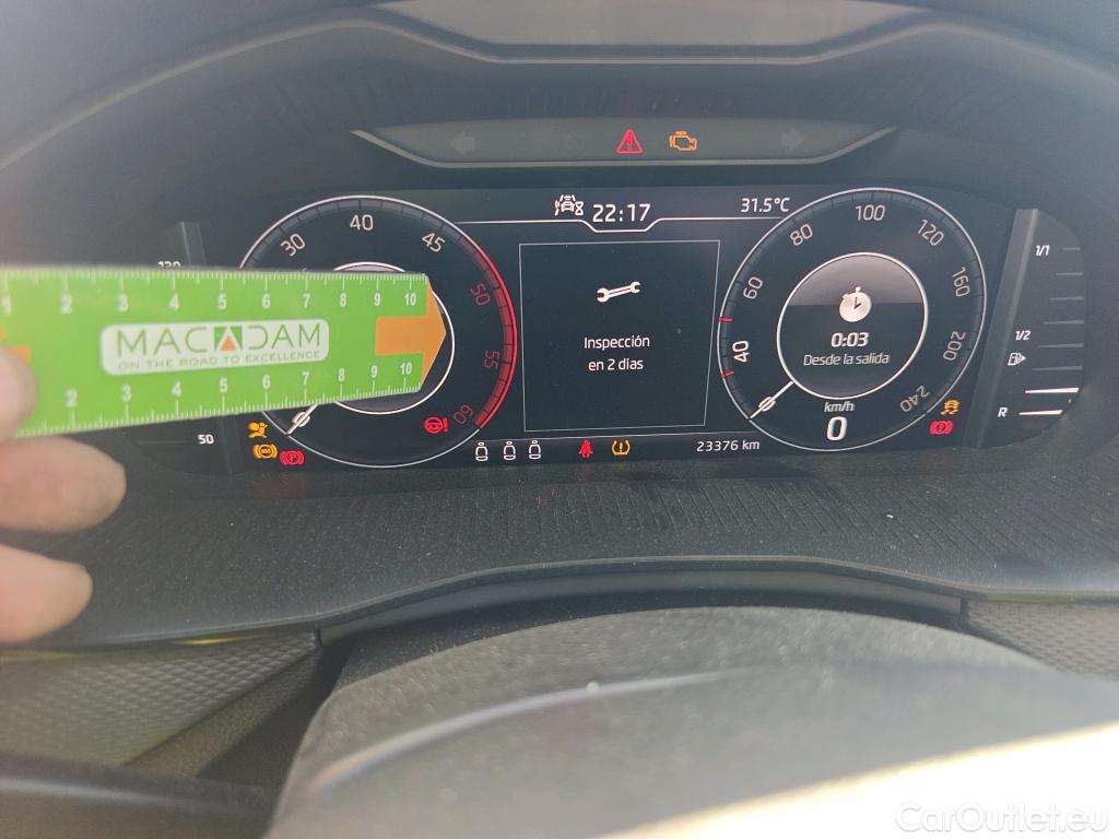 Skoda  KAMIQ SKODA  / 2019 / 5P / todoterreno 1.6 TDI 85kW (115CV) Ambition #21