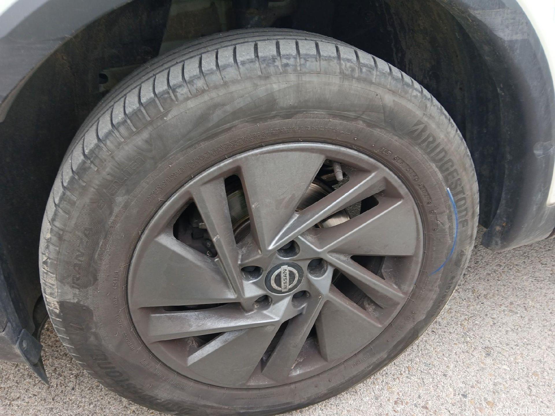  Nissan  Qashqai NISSAN  / 2021 / 5P / todoterreno DIG-T 103kW (140CV) mHEV 4x2 Acenta #13