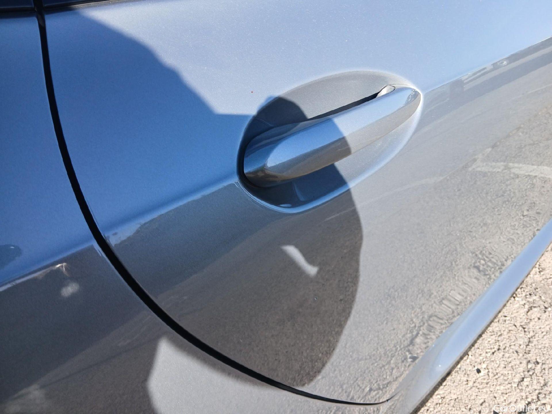  Bmw  Serie 2 BMW  / 2019 / 4P / sedán M235iA xDrive Gran Coupe #24