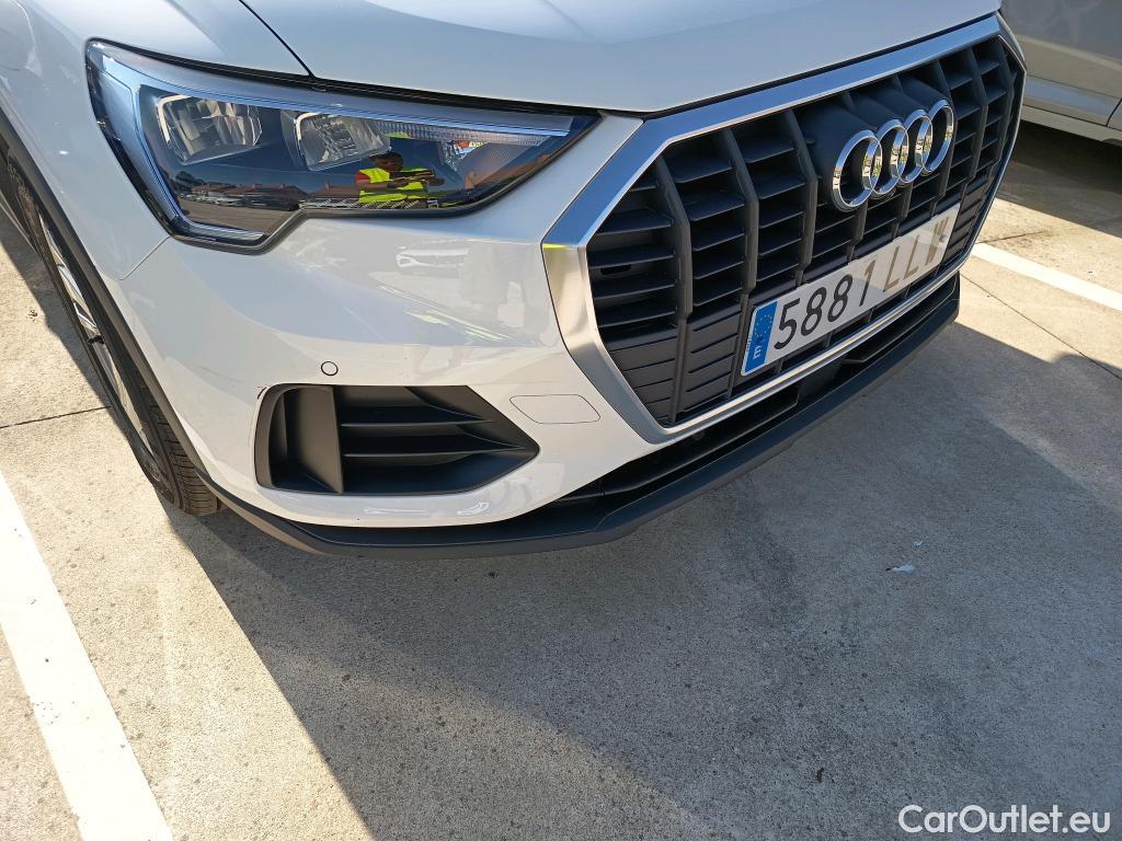  Audi  Q3 AUDI  / 5P / 35 TDI 150 CV S tronic #9