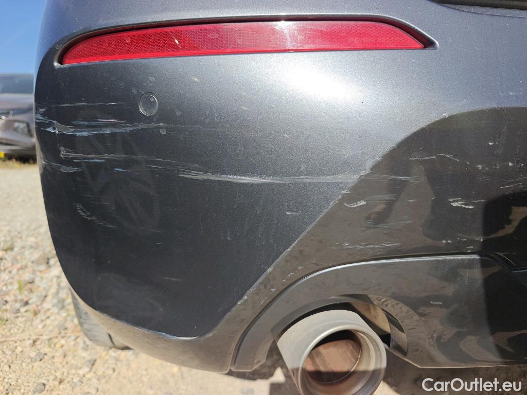  Bmw  Serie 1 BMW  / 2019 / 5P / berlina con portón 118i #25