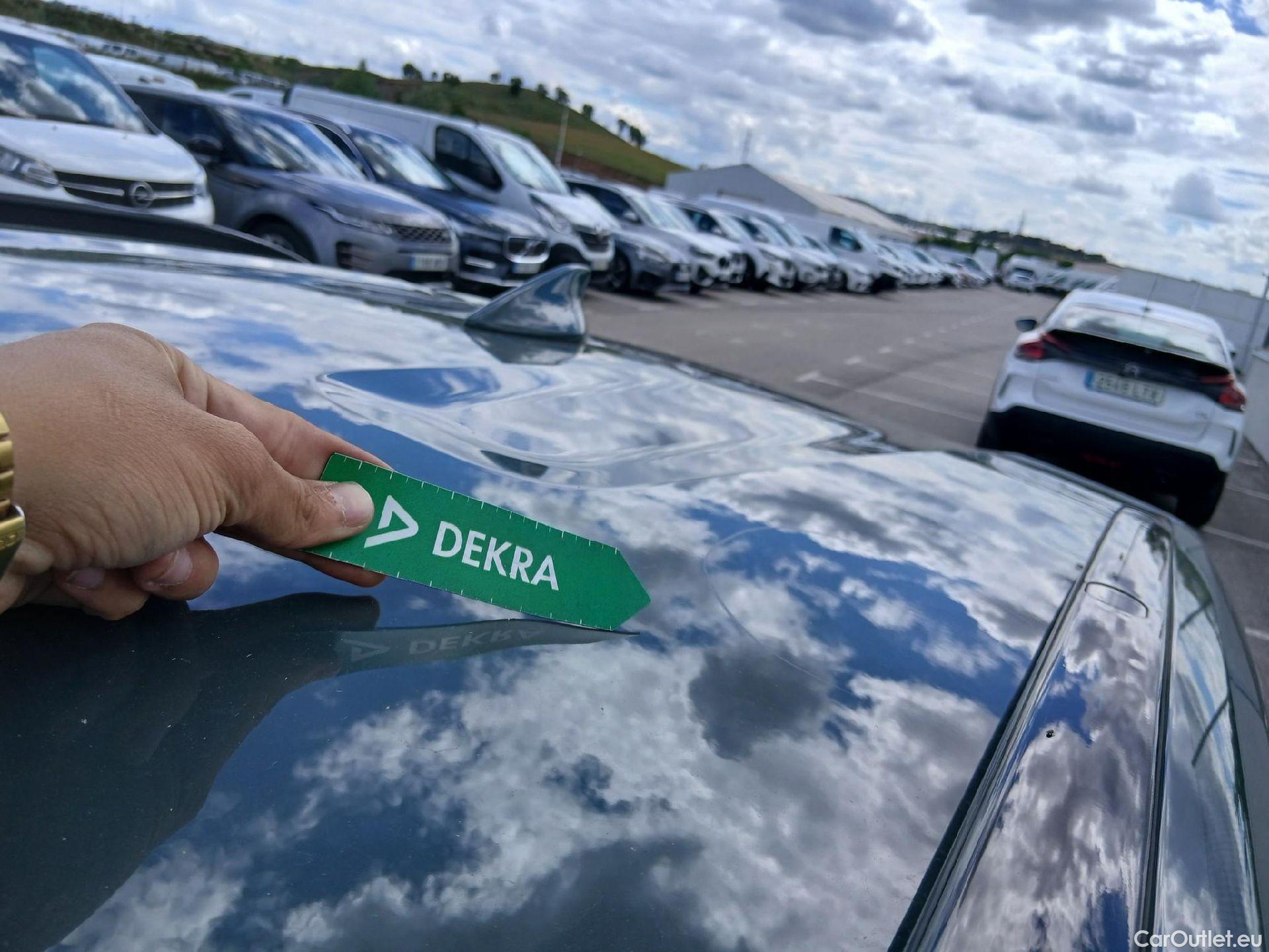  KIA  Niro KIA  / 2022 / 5P / crossover 1.6 GDi PHEV 135kW (183CV) Drive #15