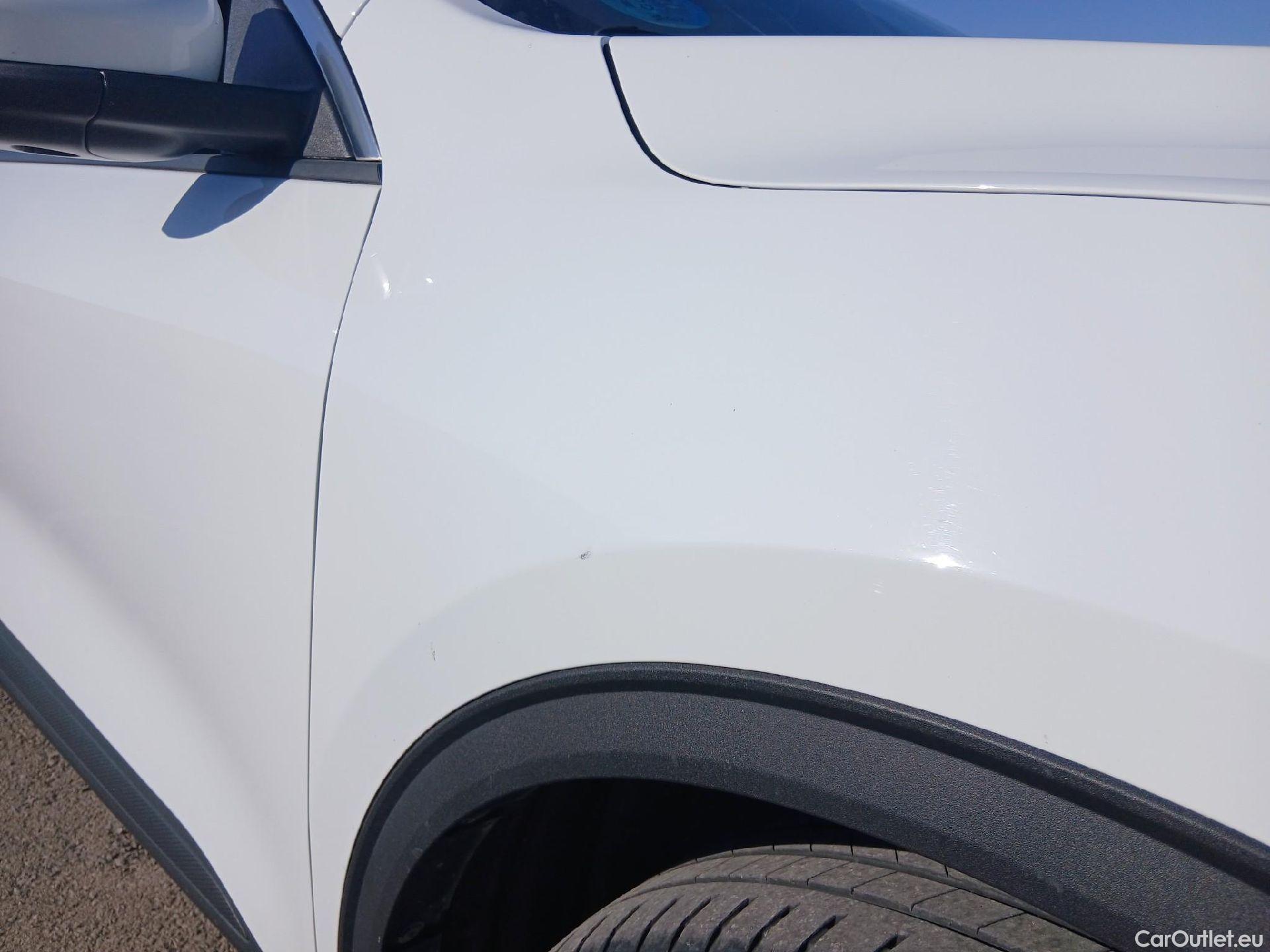  Ford  Kuga FORD  / 2019 / 5P / todoterreno Titanium 2.5 Duratec FHEV 140kW Auto #14