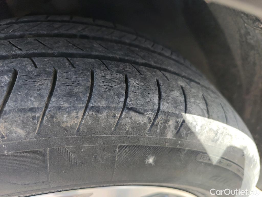  Hyundai  Konna HYUNDAI Kona / 2020 / 5P / todoterreno 1.6 GDI HEV Maxx DCT #11