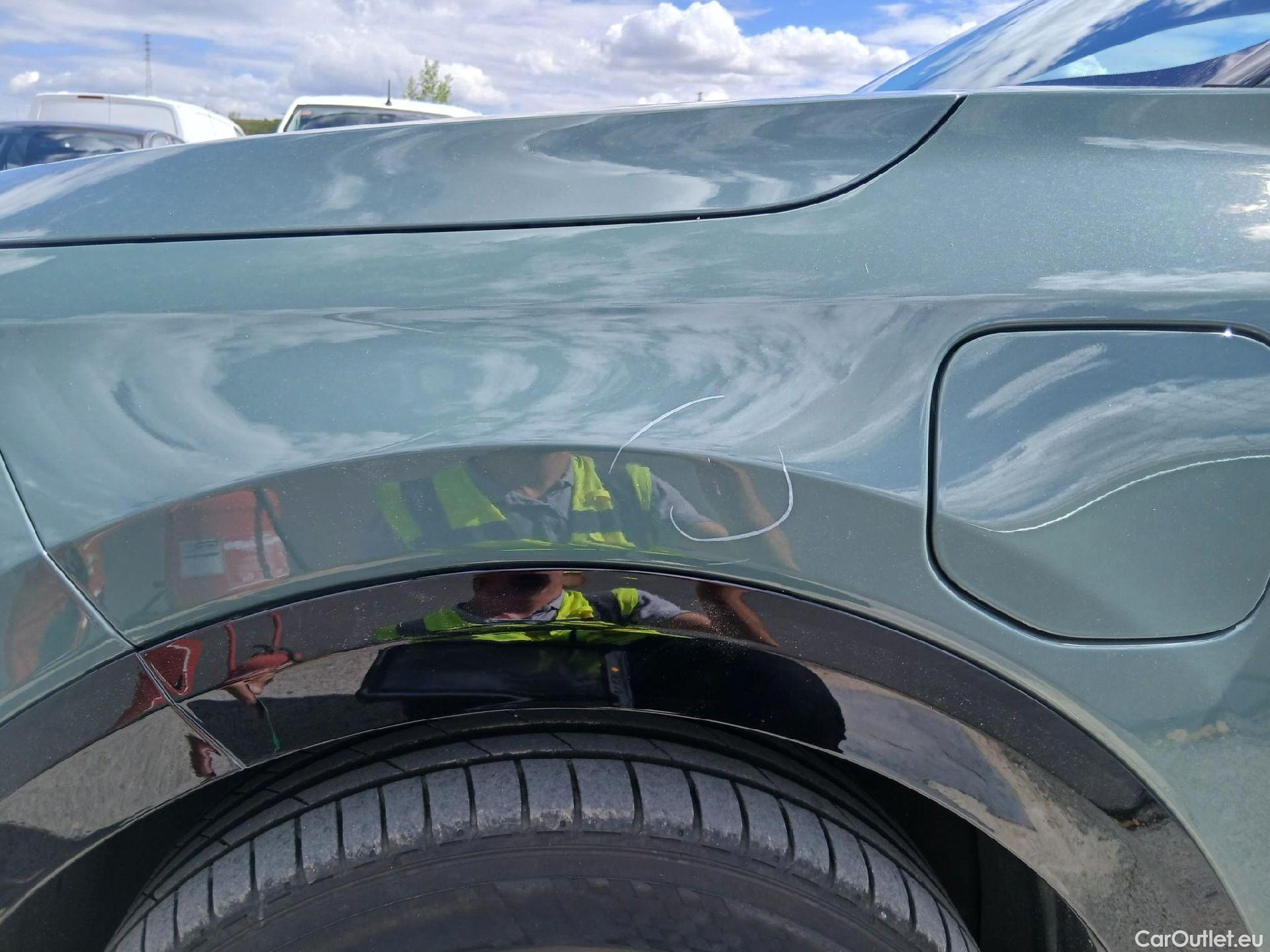  KIA  Niro KIA  / 2022 / 5P / crossover 1.6 GDi PHEV 135kW (183CV) Drive #11
