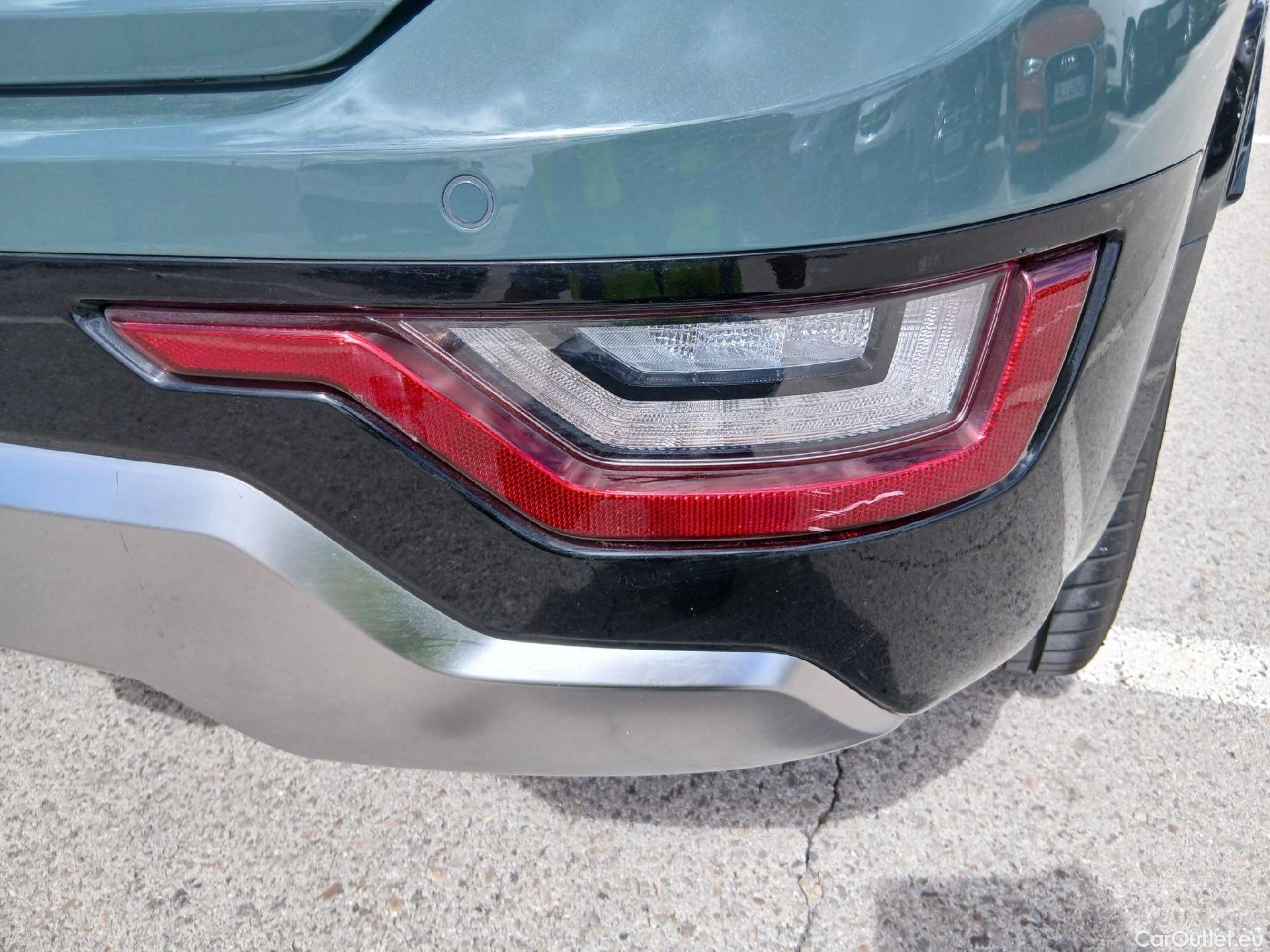  KIA  Niro KIA  / 2022 / 5P / crossover 1.6 GDi PHEV 135kW (183CV) Drive #28
