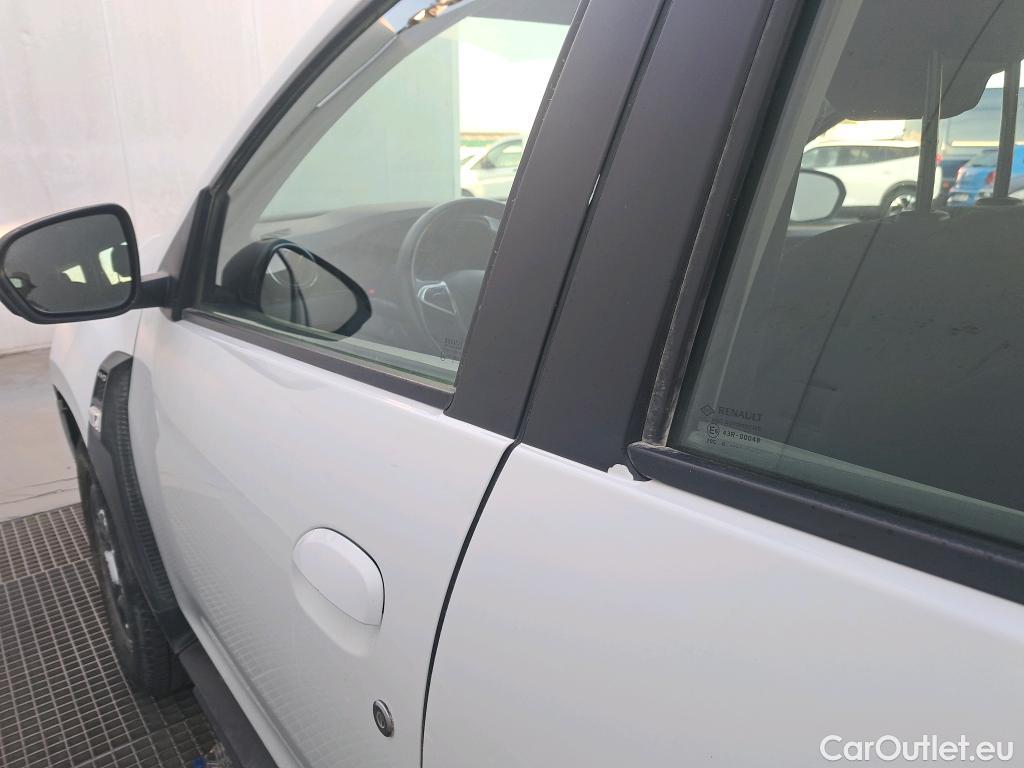  Dacia  Duster DACIA  / 2018 / 5P / todoterreno Comfort Blue dCi 85kW (115CV) 4X4 #20