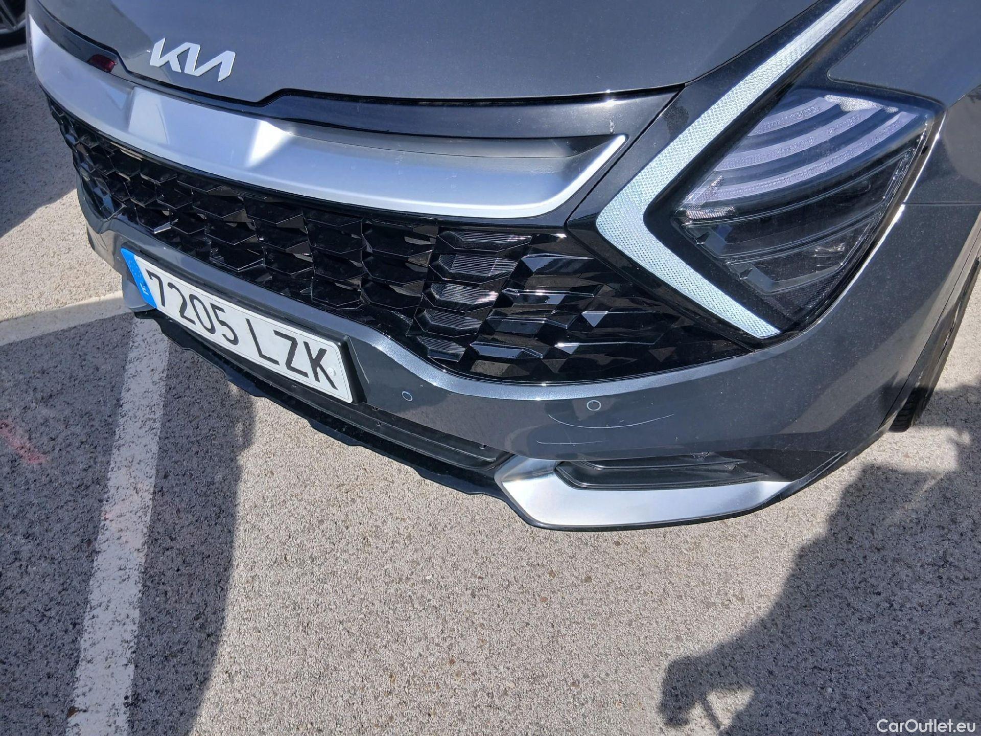  KIA  Sportage KIA  / 2022 / 5P / todoterreno 1.6 T-GDi PHEV 198kW (265CV) Tech 4X4 #6