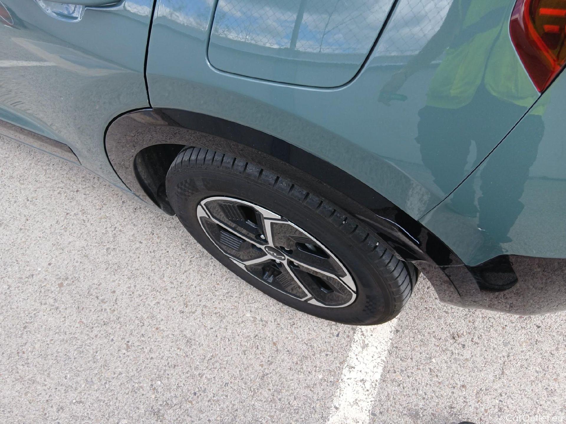 KIA  Niro KIA  / 2022 / 5P / crossover 1.6 GDi PHEV 135kW (183CV) Drive #21