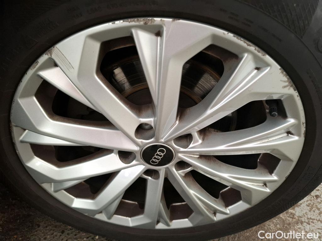  Audi  A4  Avant 35 TDI Business Line 2.0 TDI 165CV BVA7 E6d #7