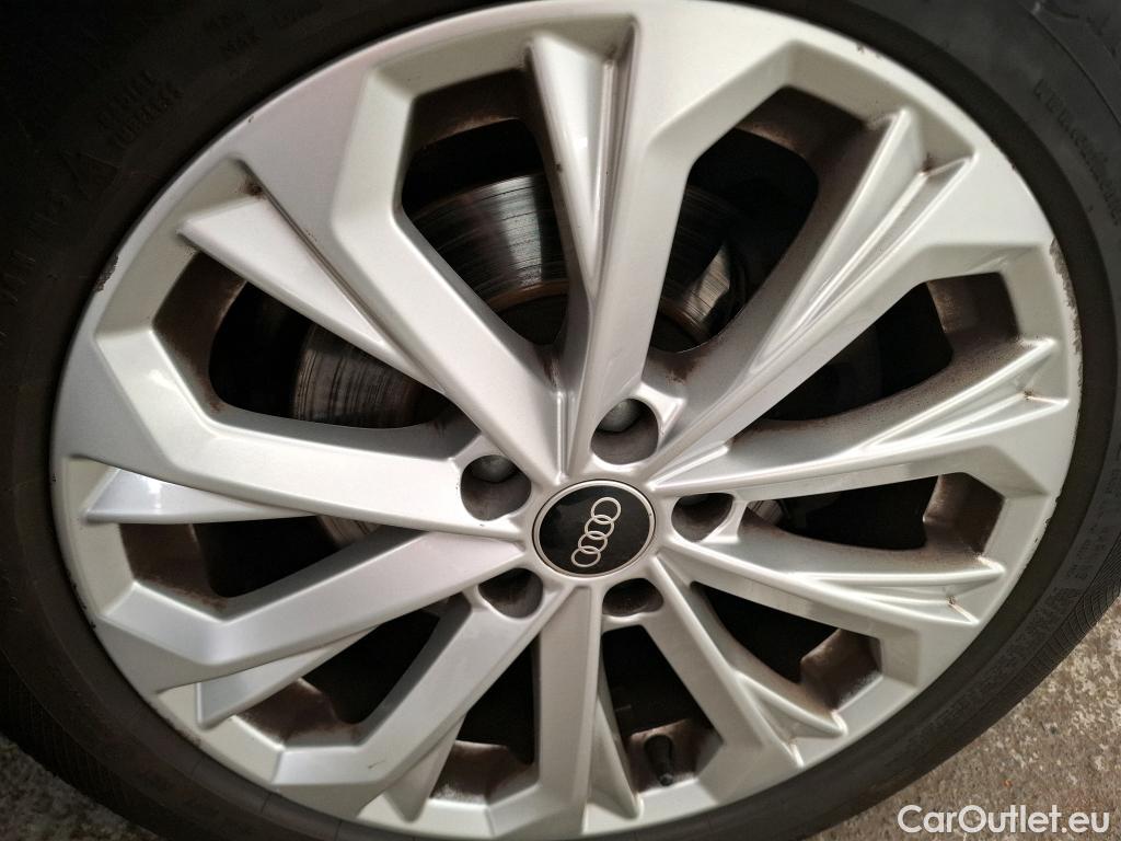  Audi  A4  Avant 35 TDI Business Line 2.0 TDI 165CV BVA7 E6d #16