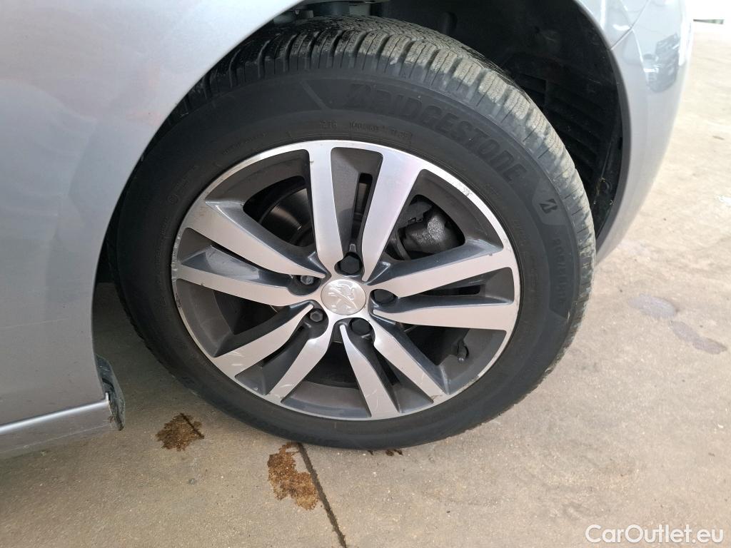  Peugeot  308  Allure 1.2 PureTech 130CV BVA8 E6d #15