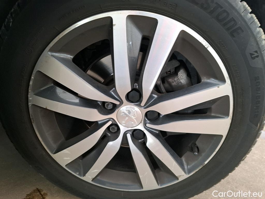  Peugeot  308  Allure 1.2 PureTech 130CV BVA8 E6d #16