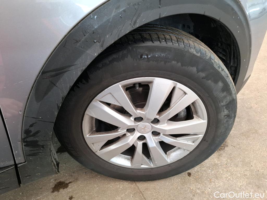  Peugeot  5008  Active Business 1.2 PureTech 130CV BVA8 7 Sieges E6d #20