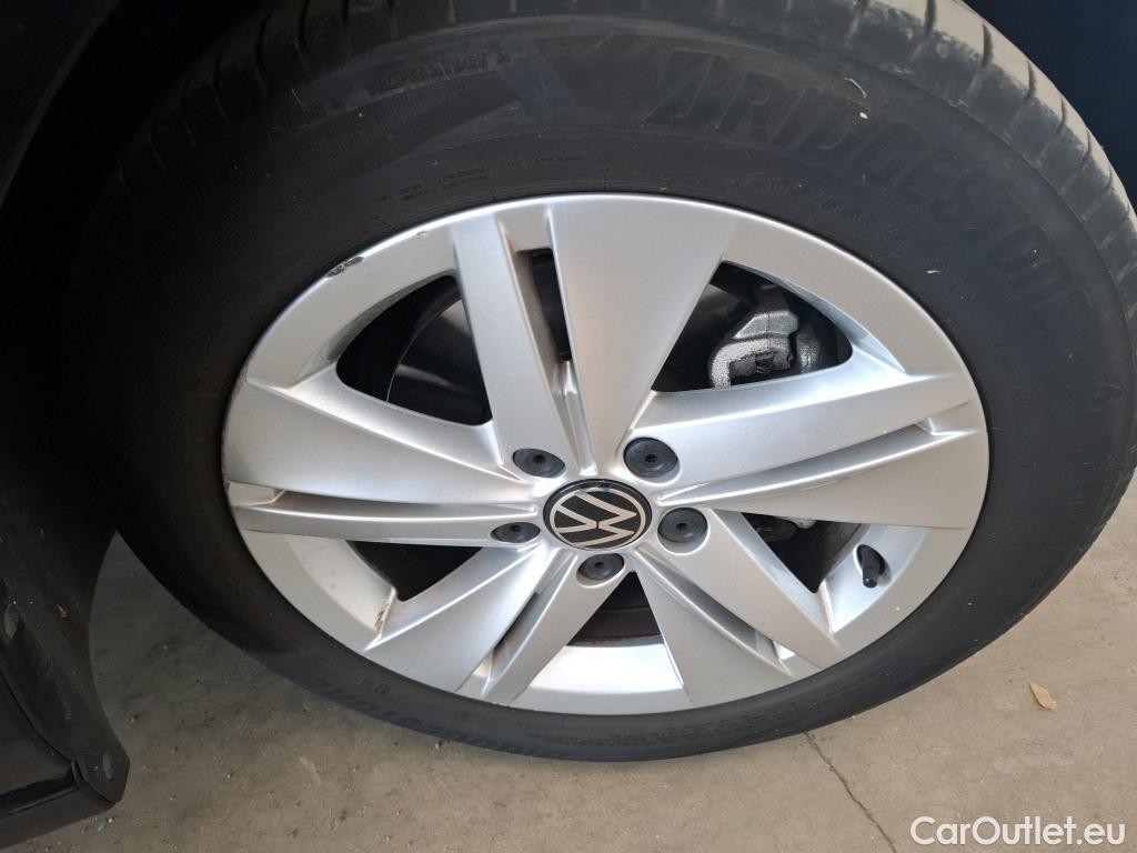  Volkswagen  Golf  VOLKSWAGEN / 2020 / 5P / Berline 1.0 eTSI OPF 110 DSG7 Life Business #12
