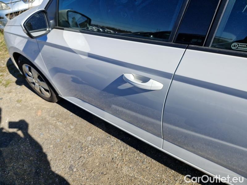  Skoda  Fabia  3 (2015)  1.0MPI 44 Active #5