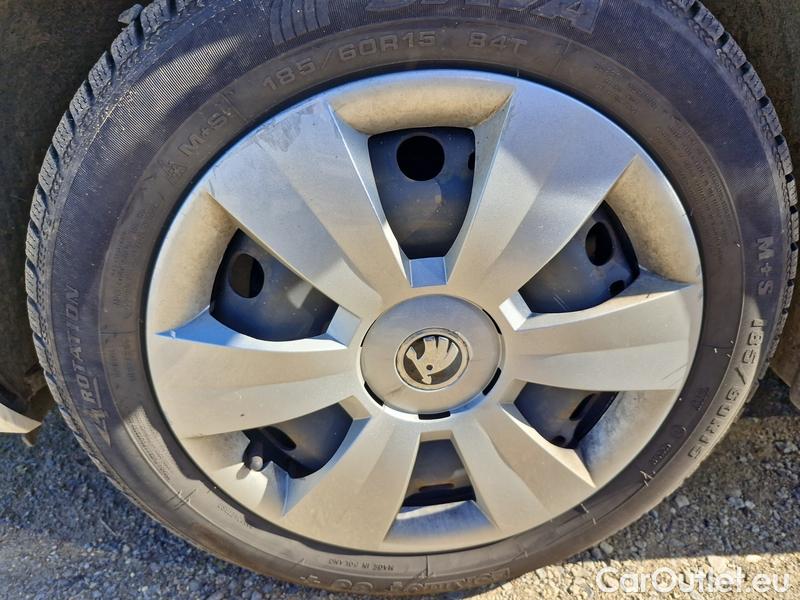  Skoda  Fabia  3 (2015)  1.0MPI 44 Active #3