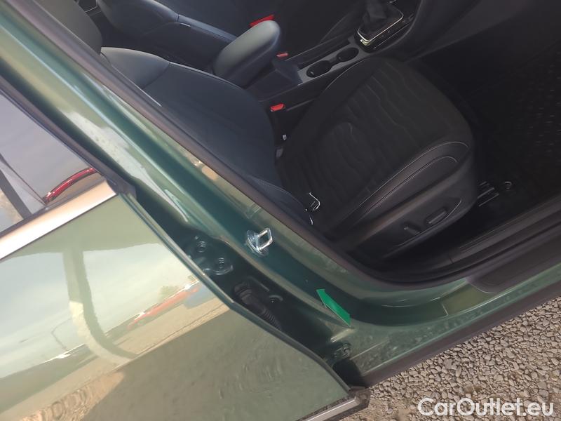  KIA  Sportage  (NQ5)(2022->)  1.6T-GDi 110 TOP #10