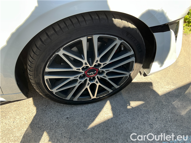  KIA  Cee'd ProCeed 1.6 T-GDI GT AT 5d #3