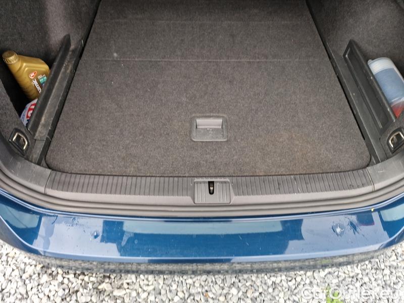  Volkswagen  Passat  Variant (CB5) (2019) Pas.Var.1.5TSI Business AT #9