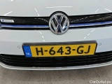  Volkswagen  Golf  Volkswagen e-E-DITION 2020 5d #5