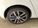  Volkswagen  Golf  Volkswagen e-E-DITION 2020 5d #16