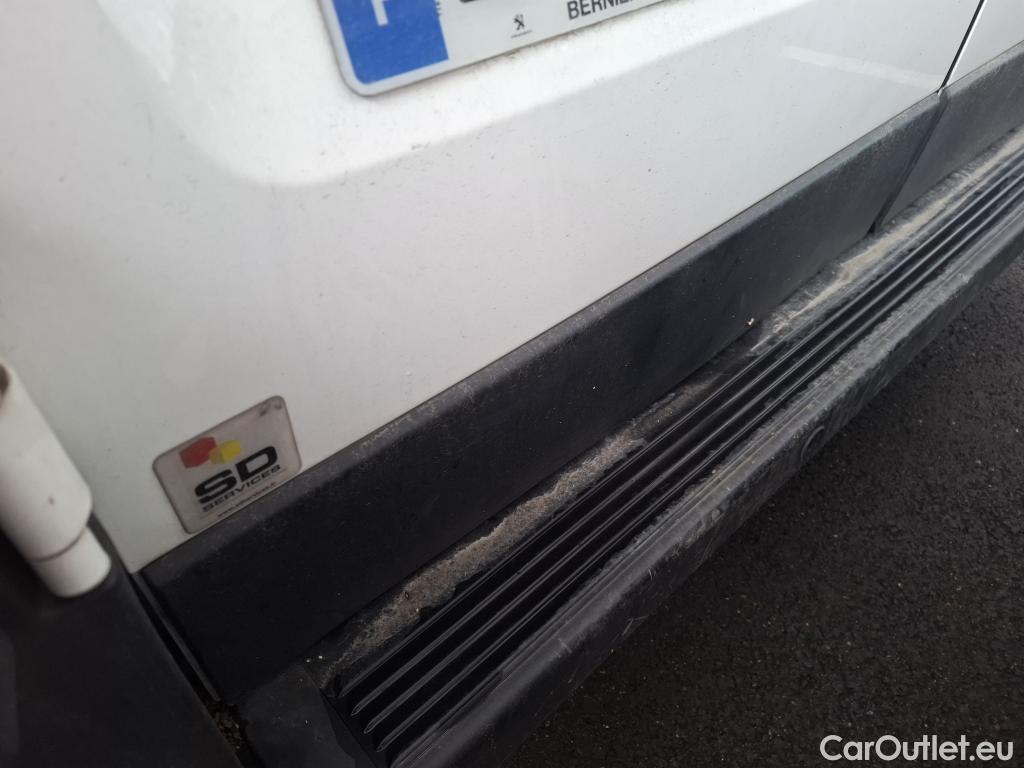  Peugeot  Boxer PEUGEOT  VU 4p Fourgon 2.0 BLUEHDI 110 PREMIUM PA 330 L1H2 #47