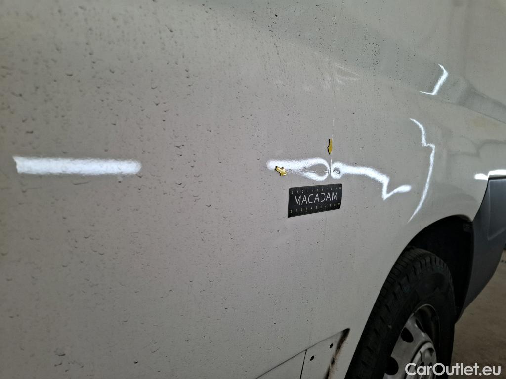  Peugeot  Boxer PEUGEOT  VU 4p Fourgon 2.0 BLUEHDI 110 PREMIUM PA 330 L1H2 #15