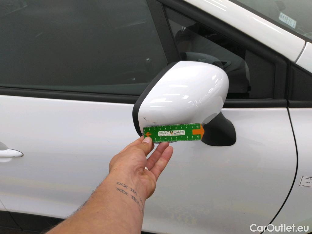  Renault  Clio  IV Air MediaNav 1.5 dCi 90CV BVM5 E5 #36