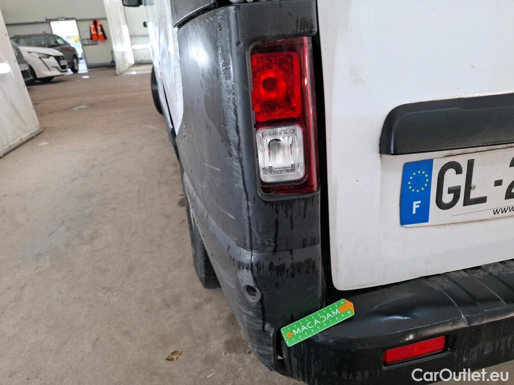  Renault  Trafic  III Fourgon L2H1 3T Confort 2.0 dCi 130CV BVM6 E6d #81