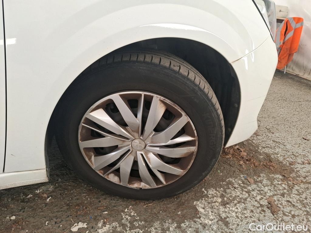  Peugeot  208  Premium 1.5 HDi 100CV BVM6 E6d #18