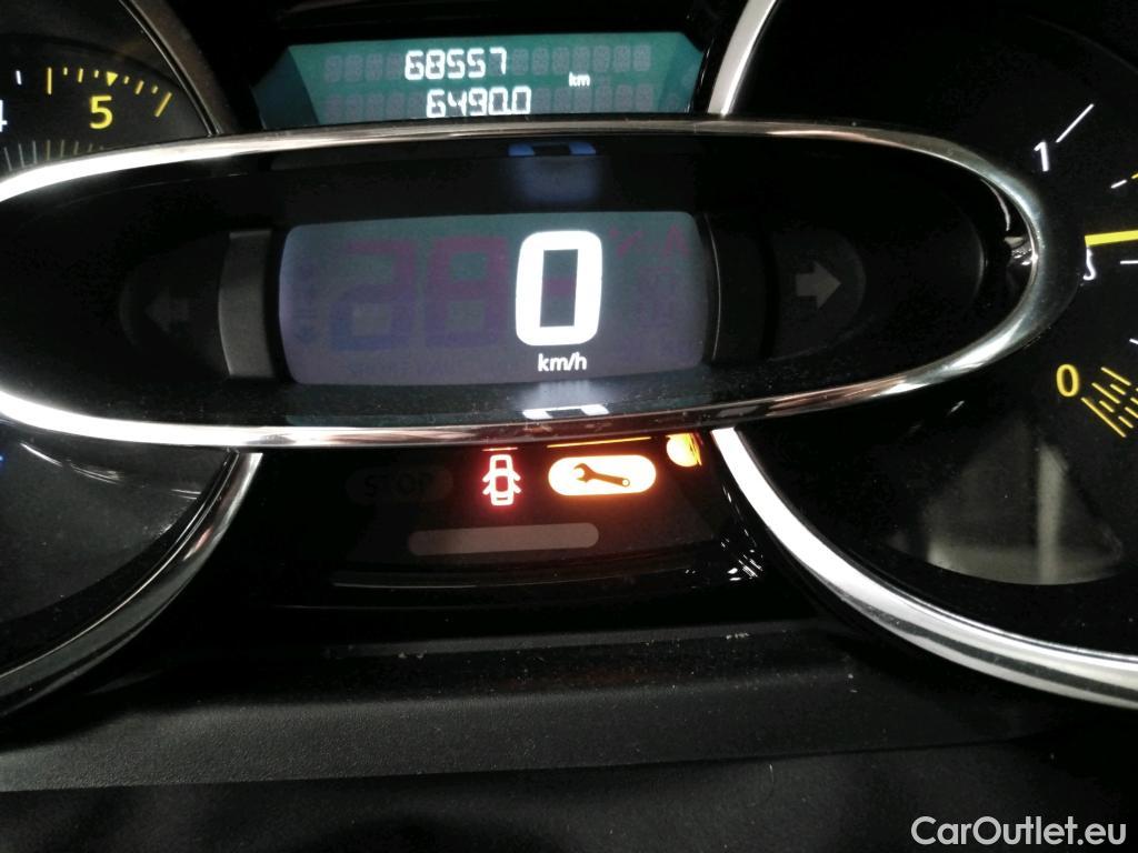  Renault  Clio  IV Air MediaNav 1.5 dCi 90CV BVM5 E5 #16