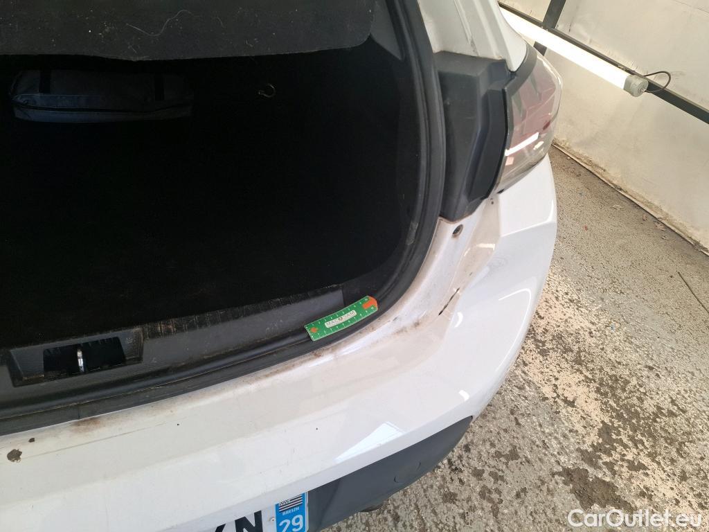  Peugeot  208  Premium 1.5 HDi 100CV BVM6 E6d #16