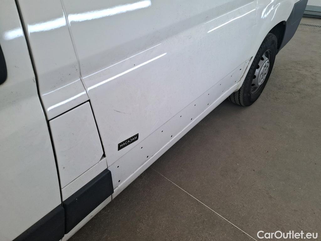  Peugeot  Boxer PEUGEOT  VU 4p Fourgon 2.0 BLUEHDI 110 PREMIUM PA 330 L1H2 #49