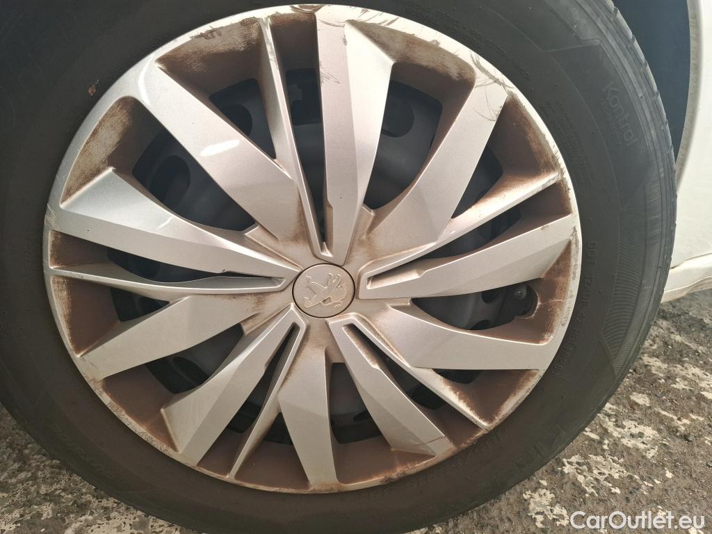  Peugeot  208  Premium 1.5 HDi 100CV BVM6 E6d #44
