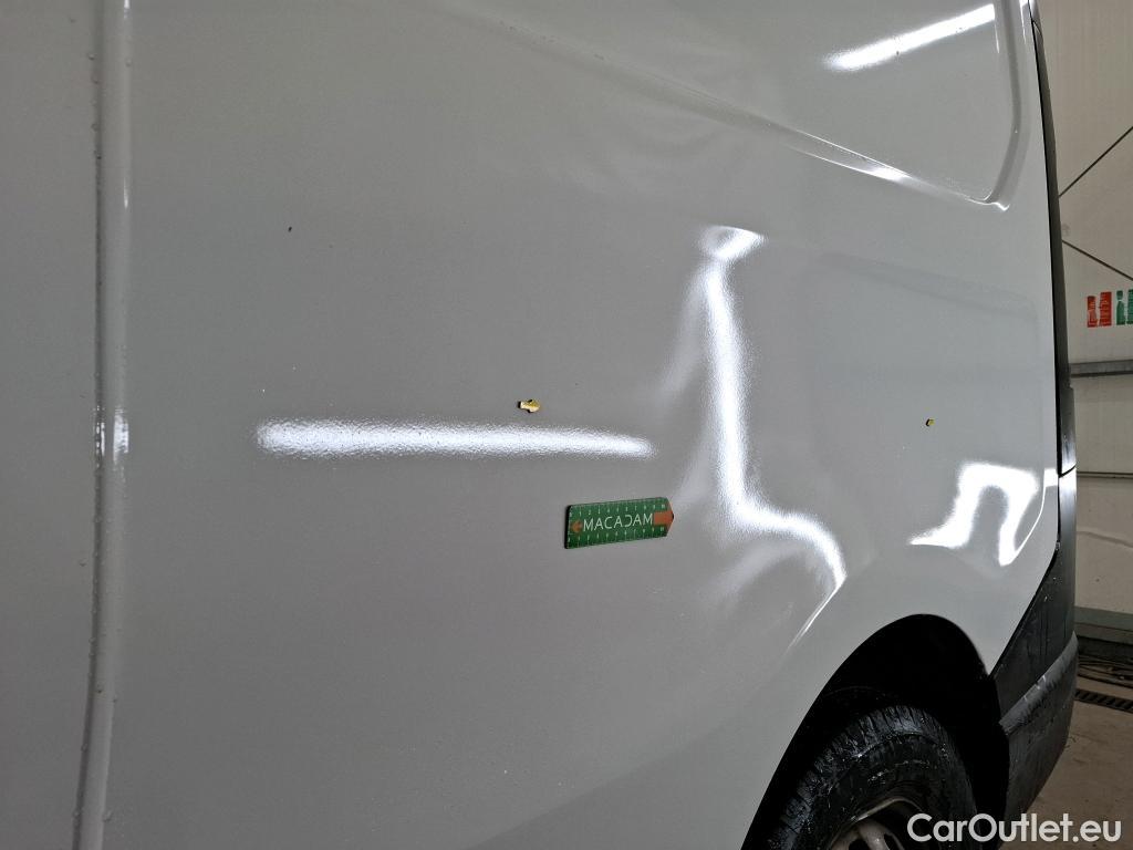  Renault  Trafic  III Fourgon L2H1 3T Confort 2.0 dCi 130CV BVM6 E6d #13