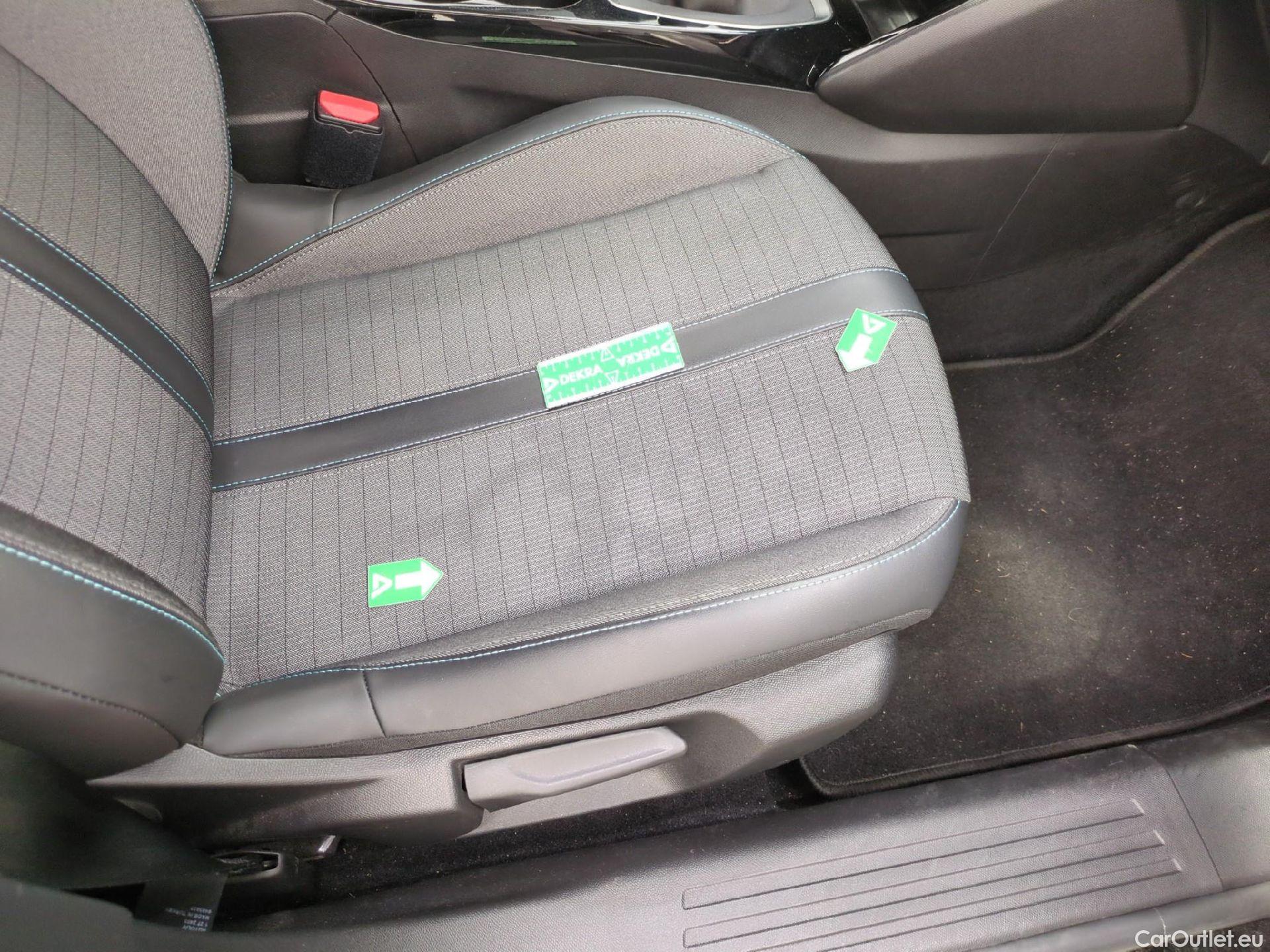  Peugeot  2008  Allure Business 1.5 HDi 110CV BVM6 E6d #13