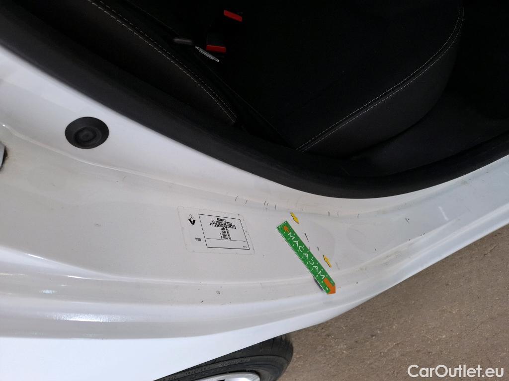  Renault  Clio  IV Business 0.9 TCe 90CV BVM5 E6 #17