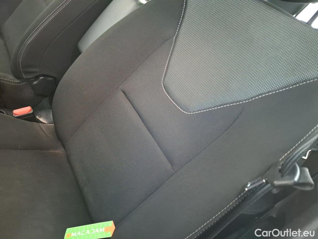  Renault  Clio  IV Business 0.9 TCe 90CV BVM5 E6 #43
