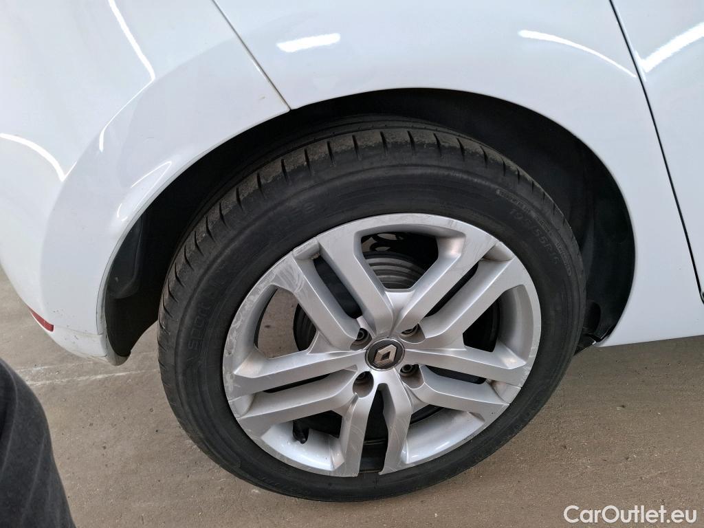  Renault  Clio  IV Business 0.9 TCe 90CV BVM5 E6 #22