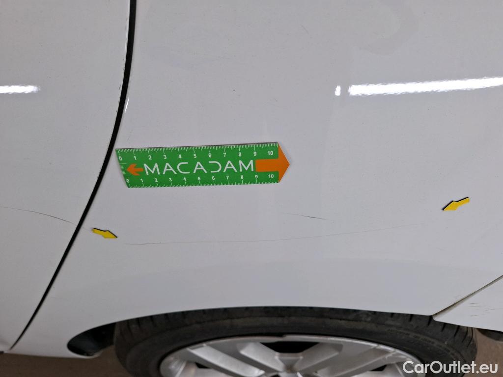  Renault  Clio  IV Business 0.9 TCe 90CV BVM5 E6 #12