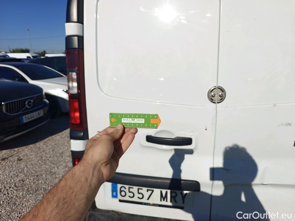  Renault  Trafic RENAULT  Blue dCi 130 CV  Furgón L2H1/ 4P #27
