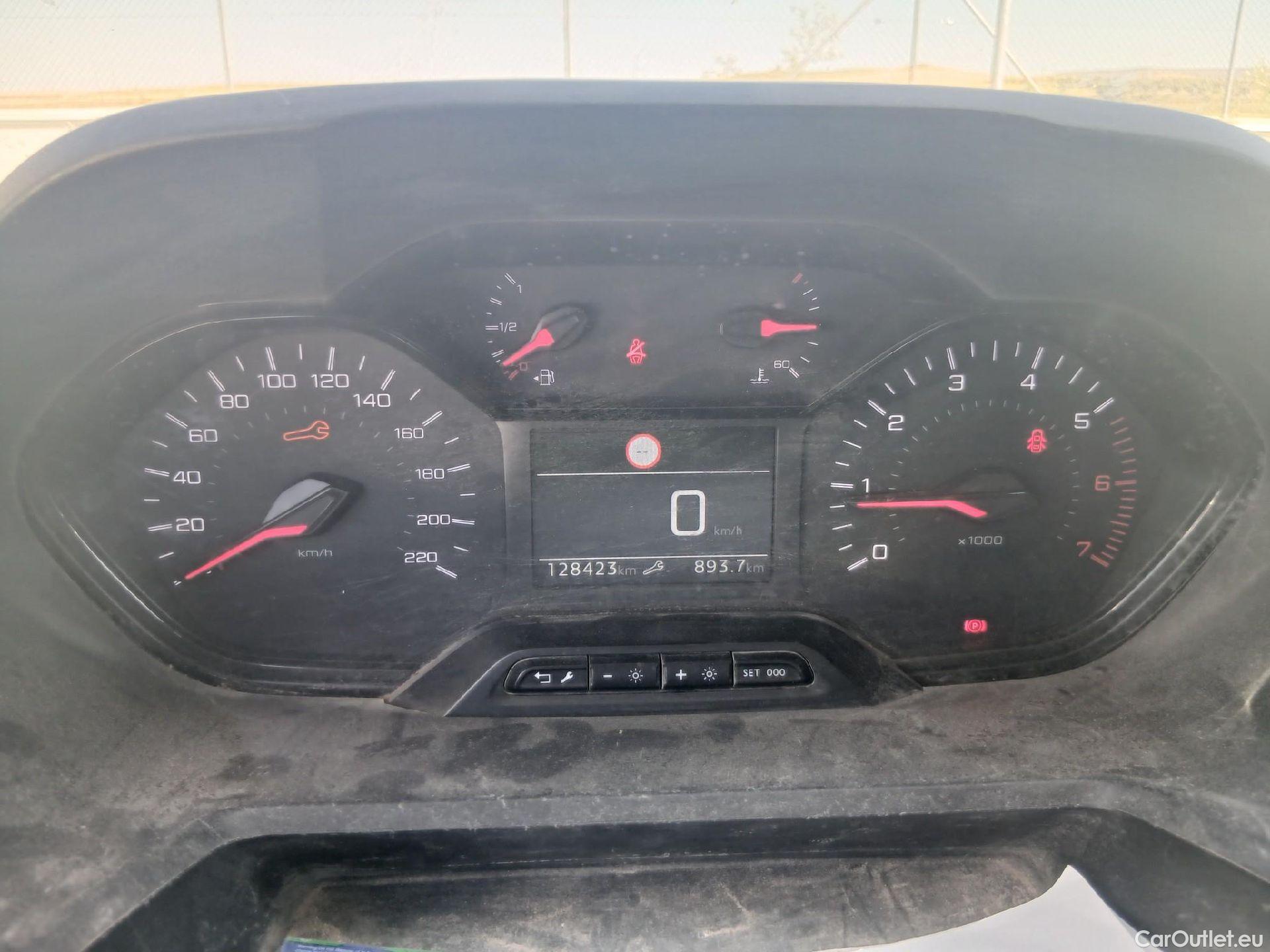  Peugeot  RIFTER PEUGEOT  Active Standard BlueHDi 100 CV #52