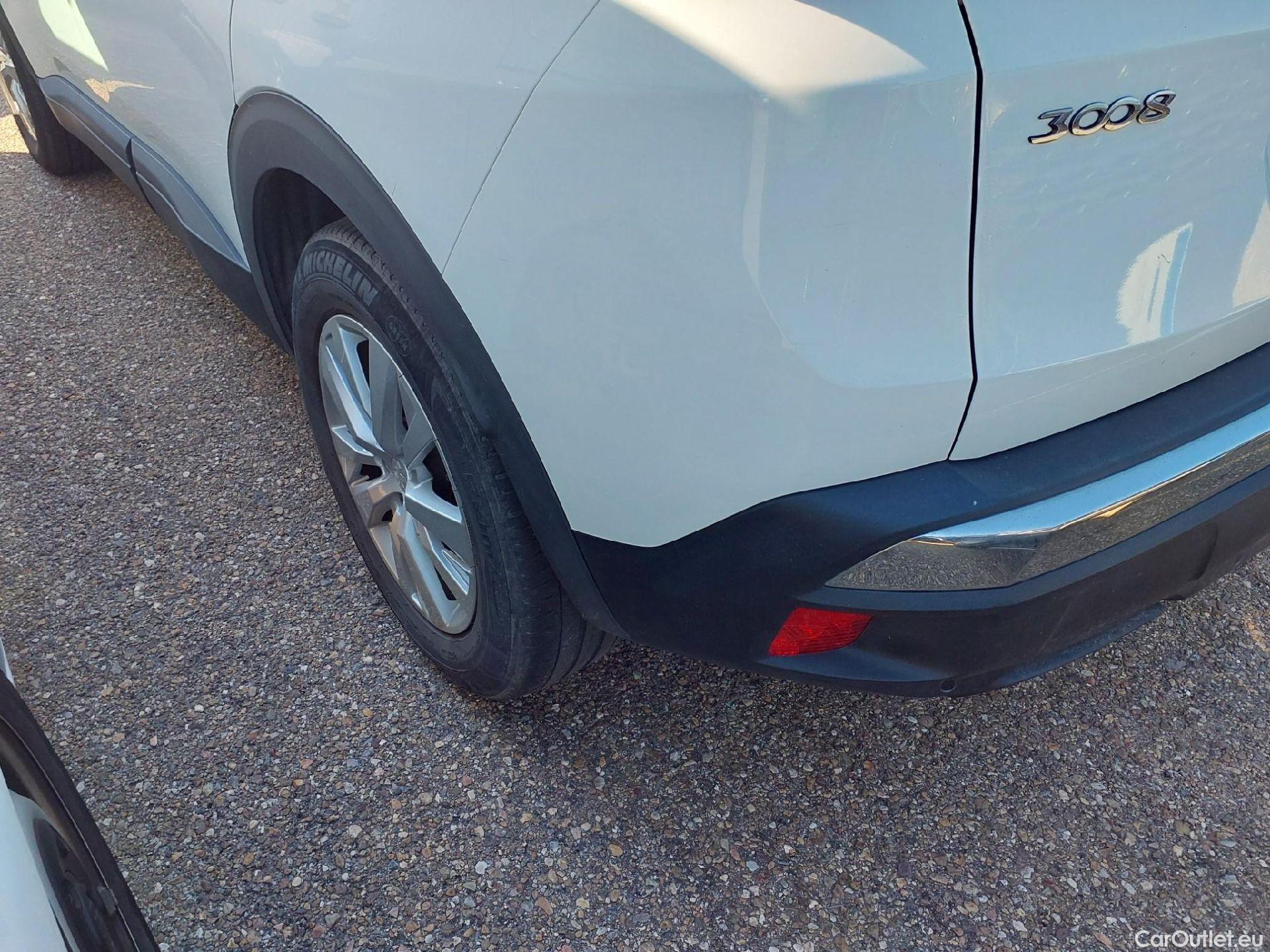 Peugeot  3008 PEUGEOT  1.5L BlueHDi 130 CV Active  #12