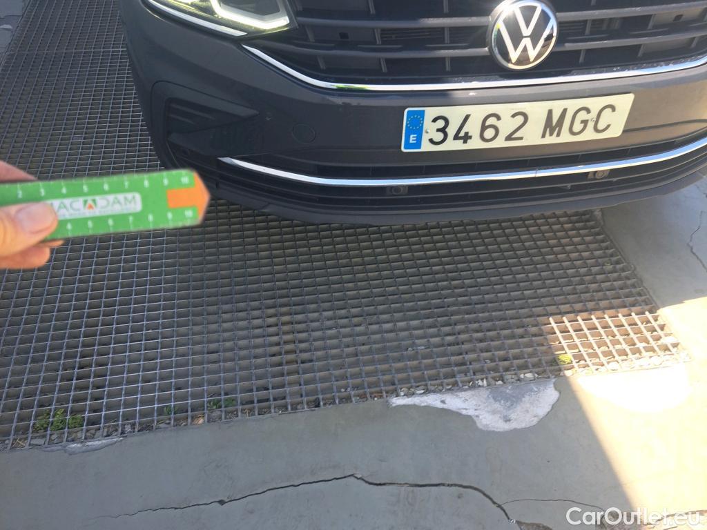  Volkswagen  Tiguan VOLKSWAGEN  / 5P / Life 2.0 TDI 150 CV DSG #15
