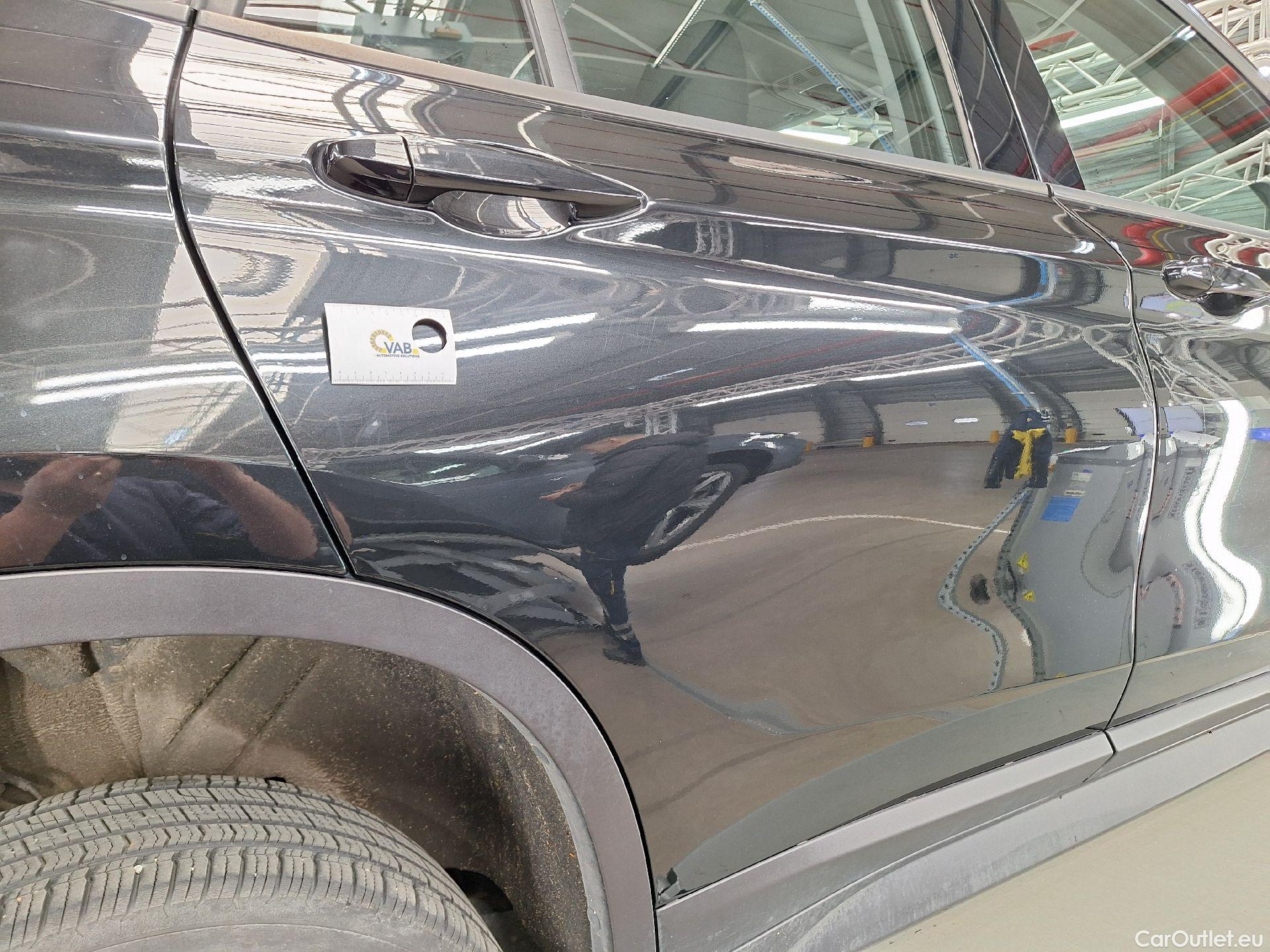  Bmw  X1 BMW,  FL'19, BMW  sDrive16dA (85 kW) 5d #29