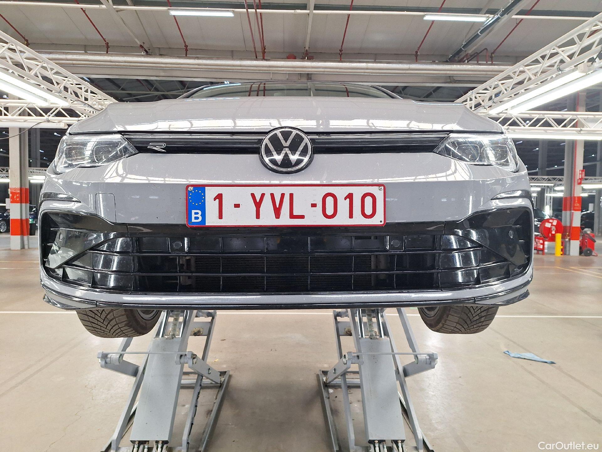  Volkswagen  Golf  VW, VIII '20, Volkswagen VIII 2.0 TDI 110kW R-Line DSG 5d #13