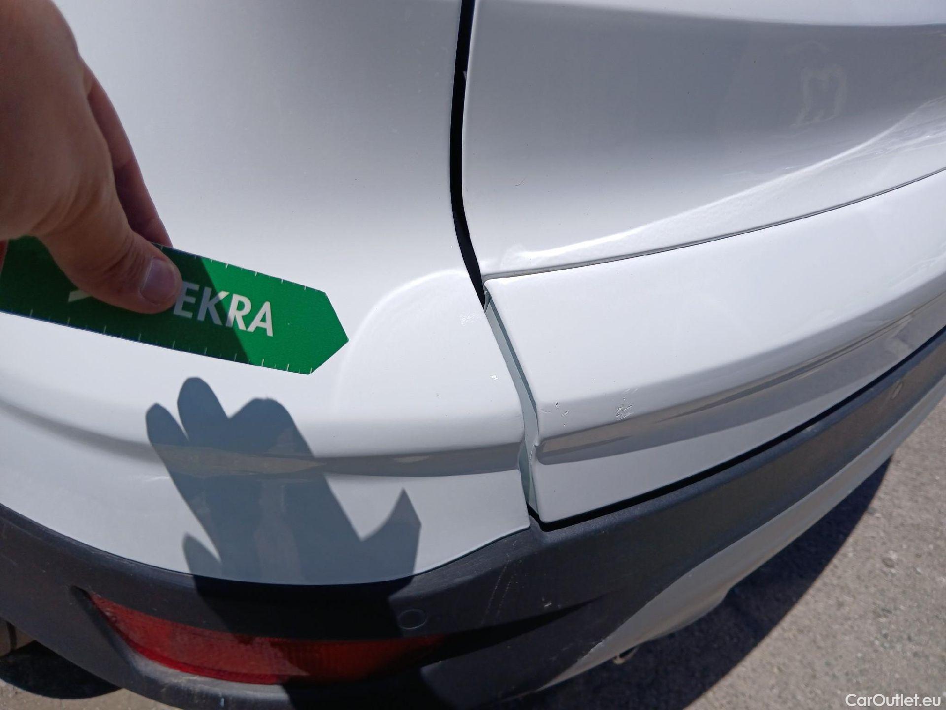  Ford  Kuga FORD  / 2016 / 5P / todoterreno 1.5 EcoBoost 88kW 4x2 Trend+ (CX) #22